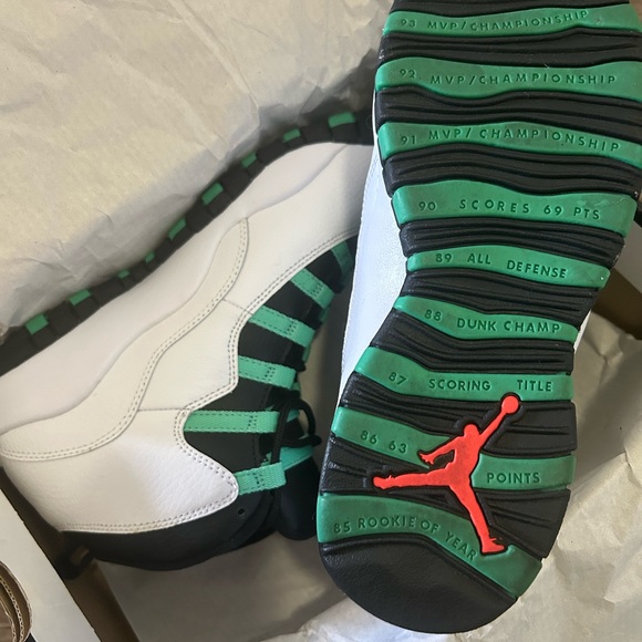 AIR JORDAN 10 RETRO 30TH GG VERDE - SIZE 6Y - Picture 8 of 10